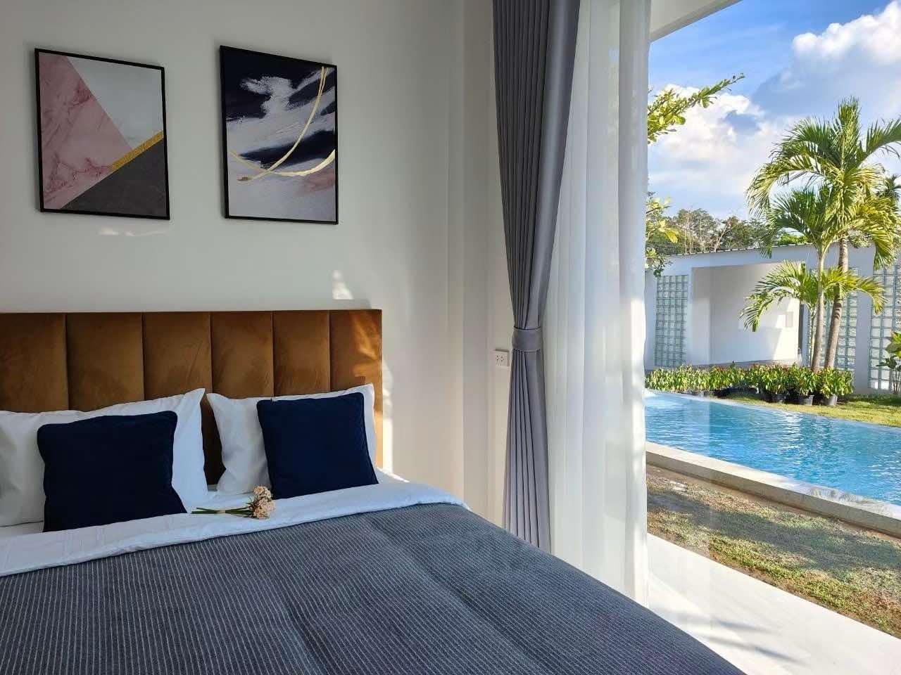 The stunning modern luxury  pool villa for sale