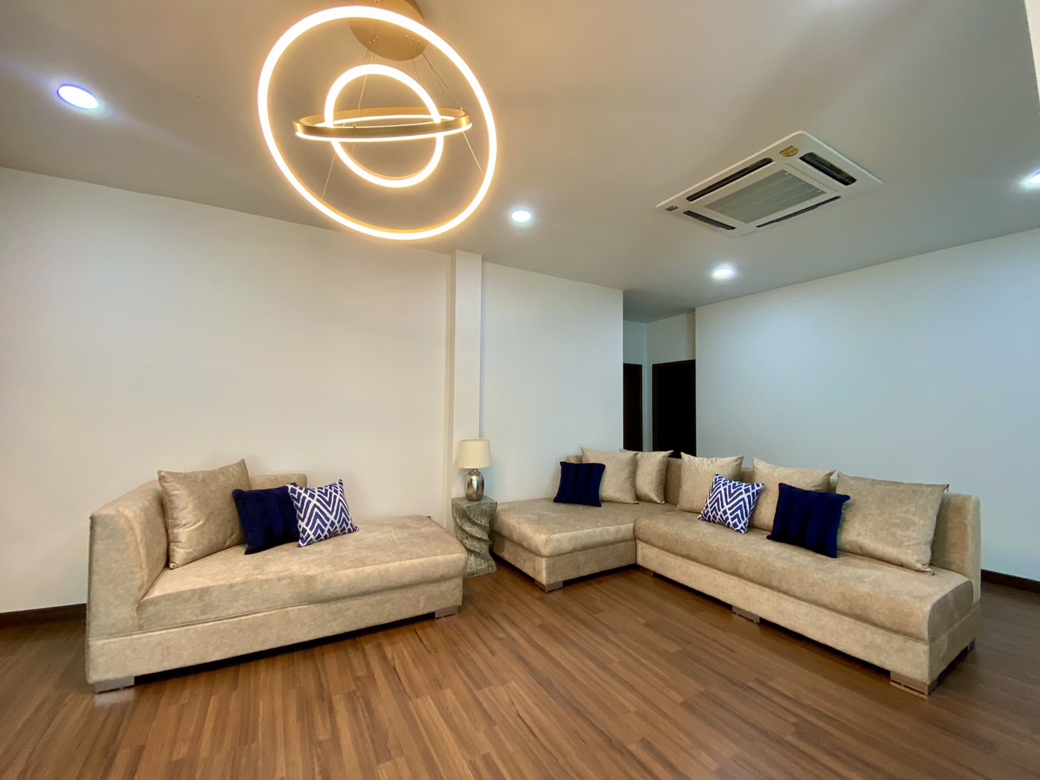  Pool Villa house for sale in Sankampang 🏡