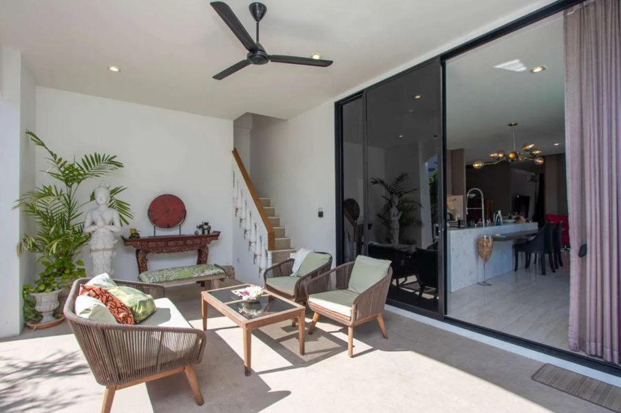 For Sale Luxury Pool Villa  in  Chiang Mai Flora Ville Village