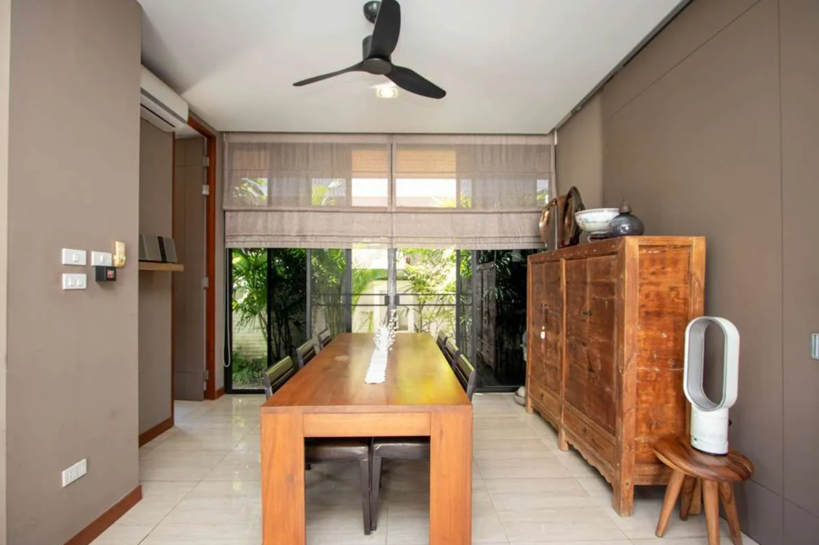 For Sale Luxury Pool Villa  in  Chiang Mai Flora Ville Village
