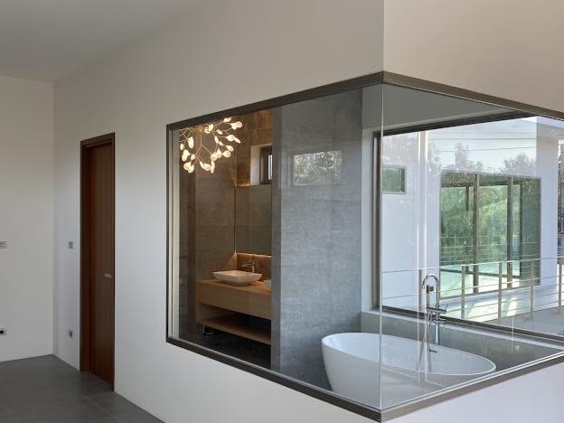 Selling luxury pool villas in Hangdong 